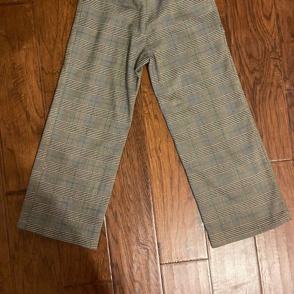 Checkered Black and White - Picture 4 of 4